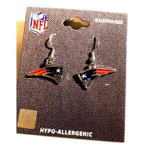 2/$12 Jewelry New England Patriots NFL Football Pair Piercing Earrings Sport Fan